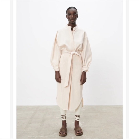 NWOT structured cream dress - Picture 4 of 15